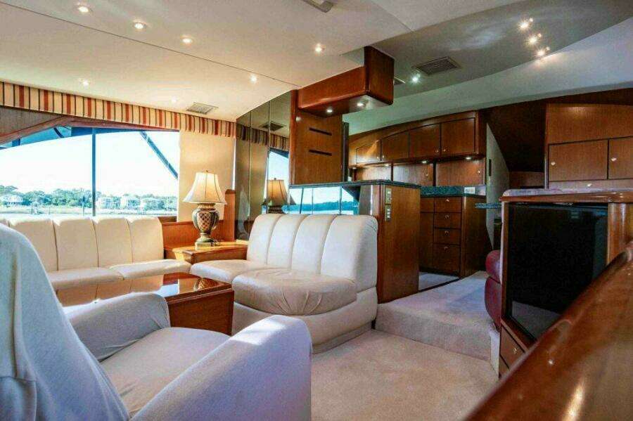 Ocean Yachts 56 TUNAR - Salon