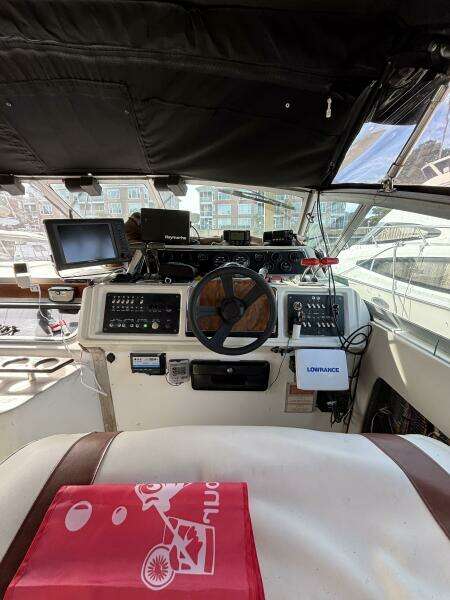 1989 Sea Ray 340 Sundancer