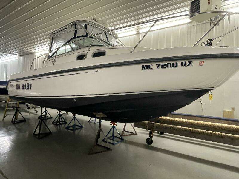 2000 Boston Whaler 280 Conquest