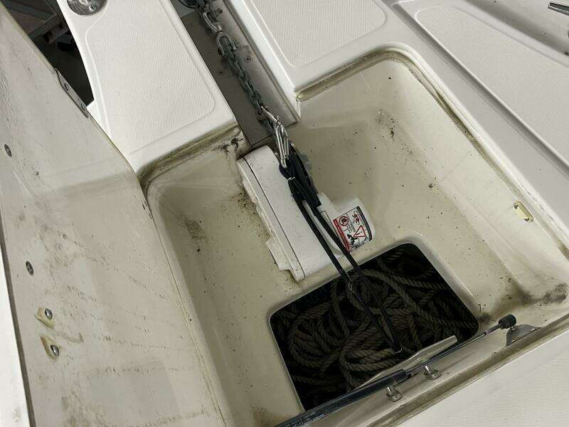 2000 Boston Whaler 280 Conquest