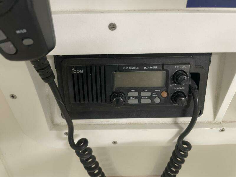 2000 Boston Whaler 280 Conquest