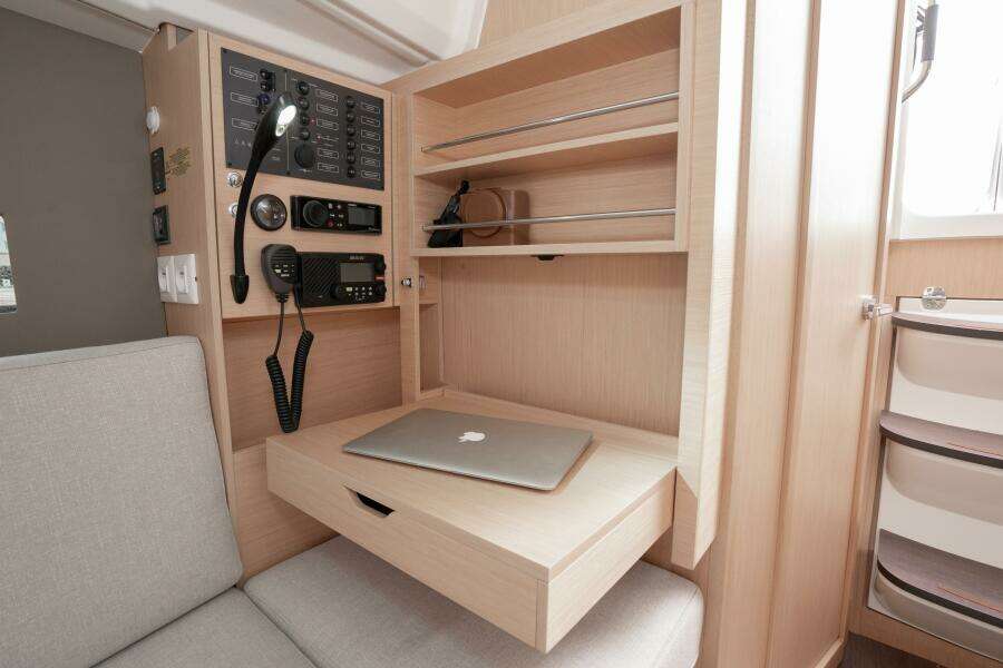 2026 Beneteau Oceanis 30.1