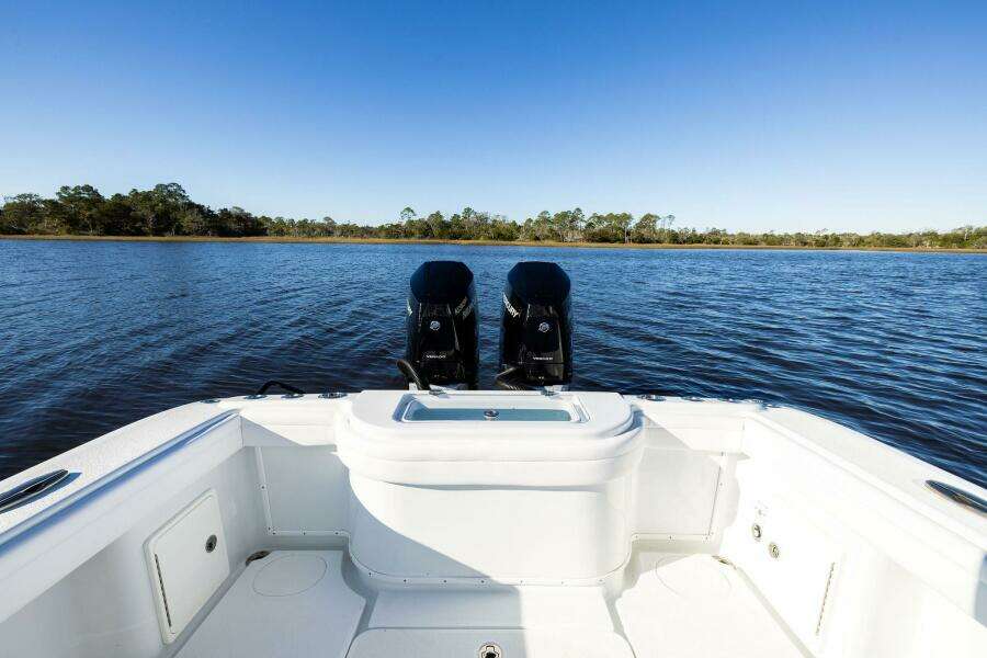 2023 Yellowfin 32 Offshore