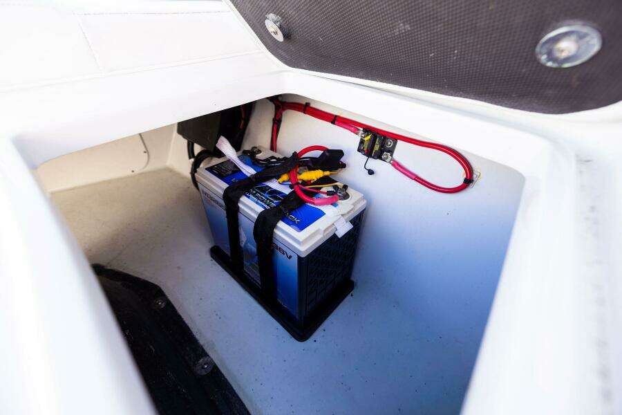 2023 Yellowfin 32 Offshore