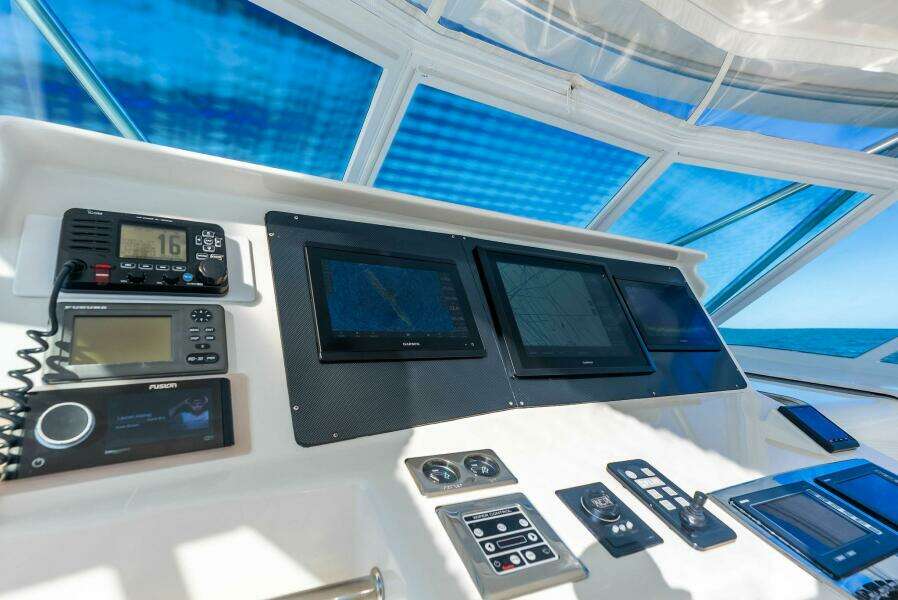 2006 Cabo 45 Express