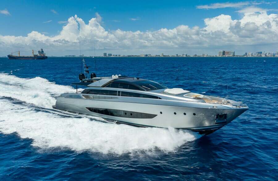 2014 Riva Mythos