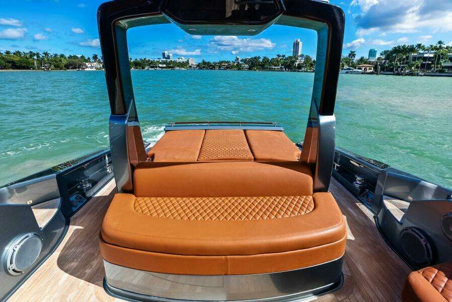 2021 Riva 56' Rivale