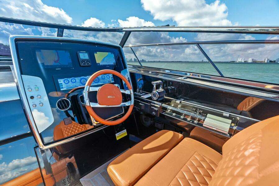 2021 Riva 56' Rivale