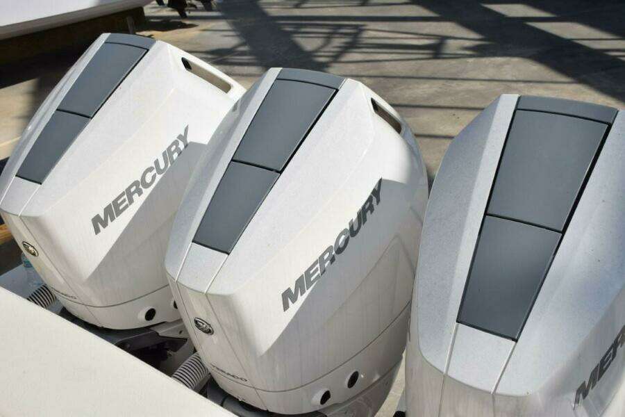 Triple Mercury 400XL V10s With JPO   Low Hours And Remaining Warranty