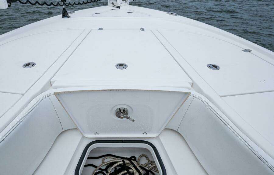 2022 Blazer Bay 2700 Hybrid