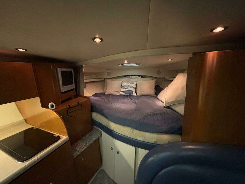 2003 Four Winns 328 Vista