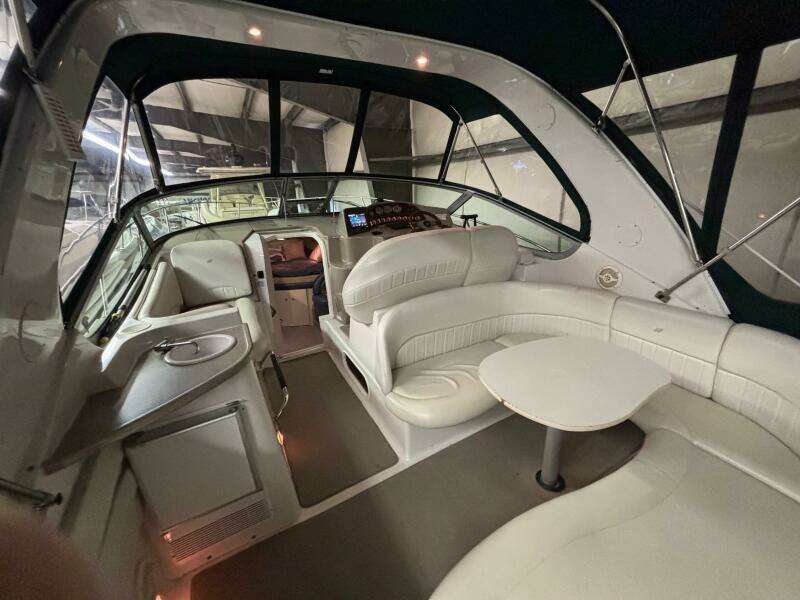 2003 Four Winns 328 Vista