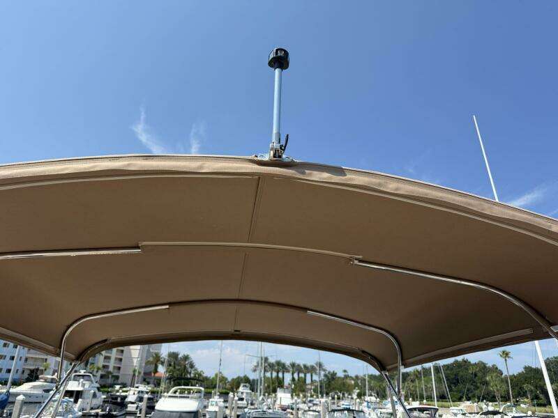 2013 Carver C-34 Command Bridge