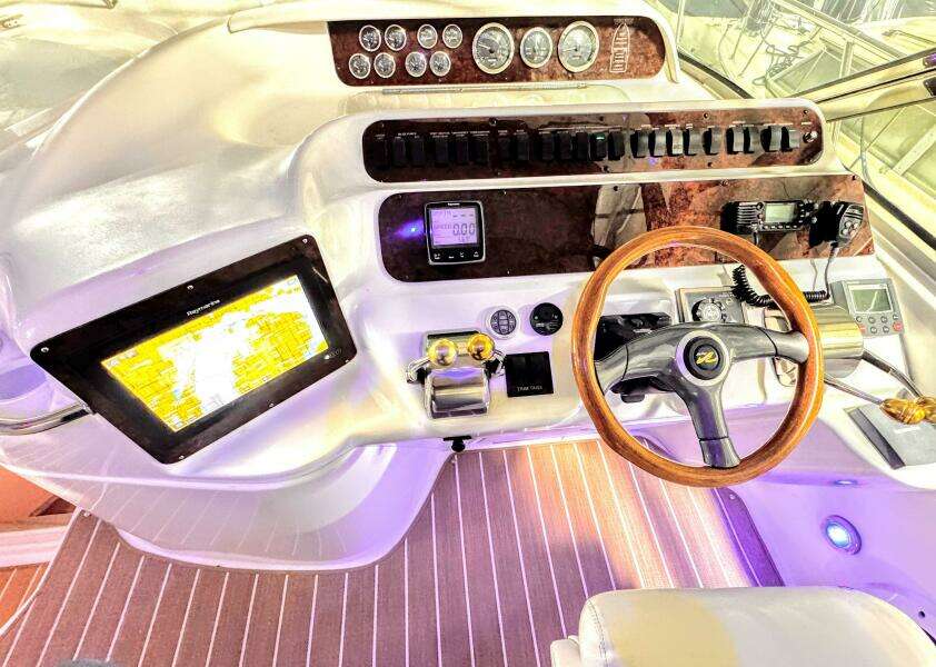 1998 Sea Ray 400 Sundancer