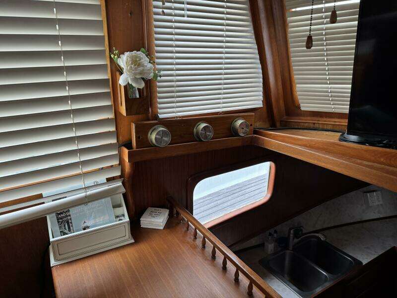 44' Marine Trader Galley Port