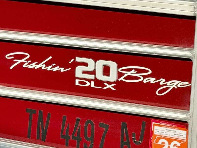 2019 Sun Tracker Fishin' Barge 20DLX