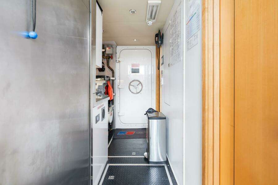 2010 Westport Superyacht