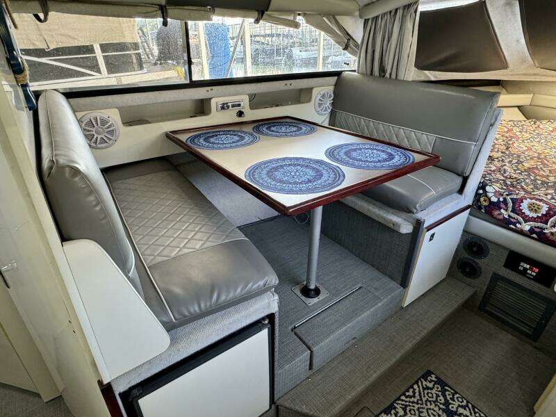 1997 Bayliner 2859 Ciera Express