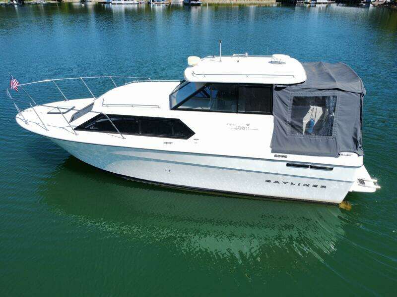 1997 Bayliner 2859 Ciera Express