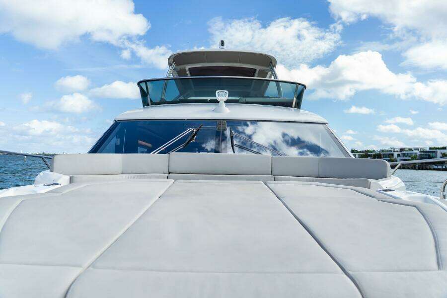 2019 Absolute 58 Fly