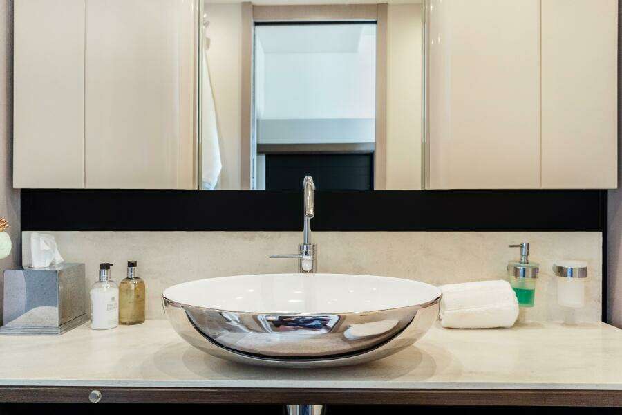 2019 Absolute 58 Fly