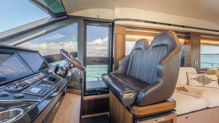 2019 Absolute 58 Fly