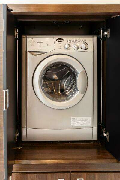 2019 Absolute 58 Fly