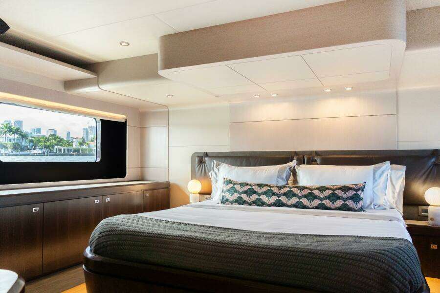 2019 Absolute 58 Fly