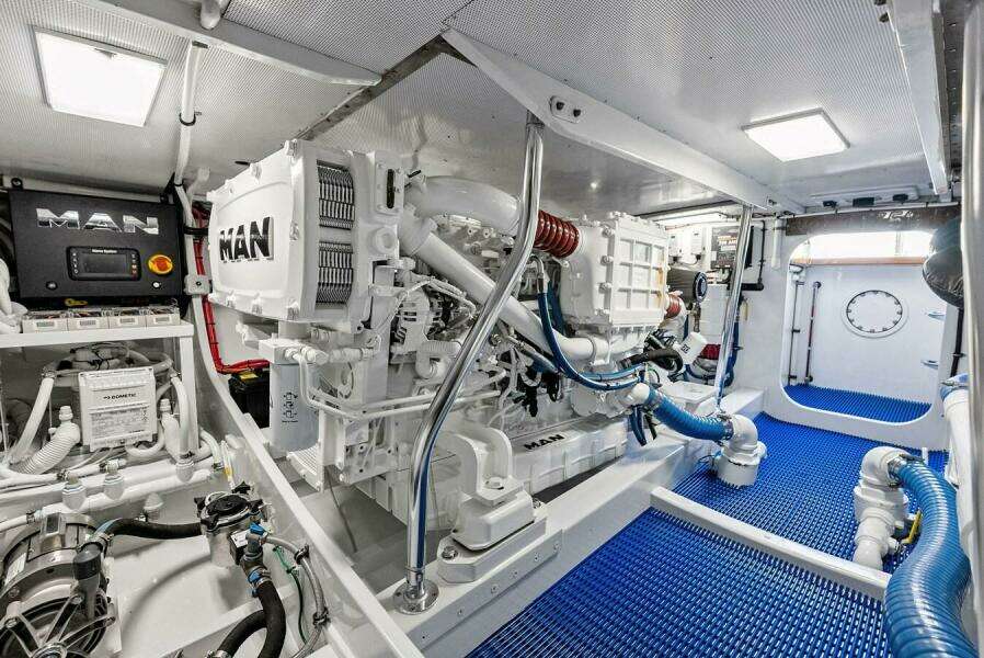 2000 Rybovich Express Sportfisherman