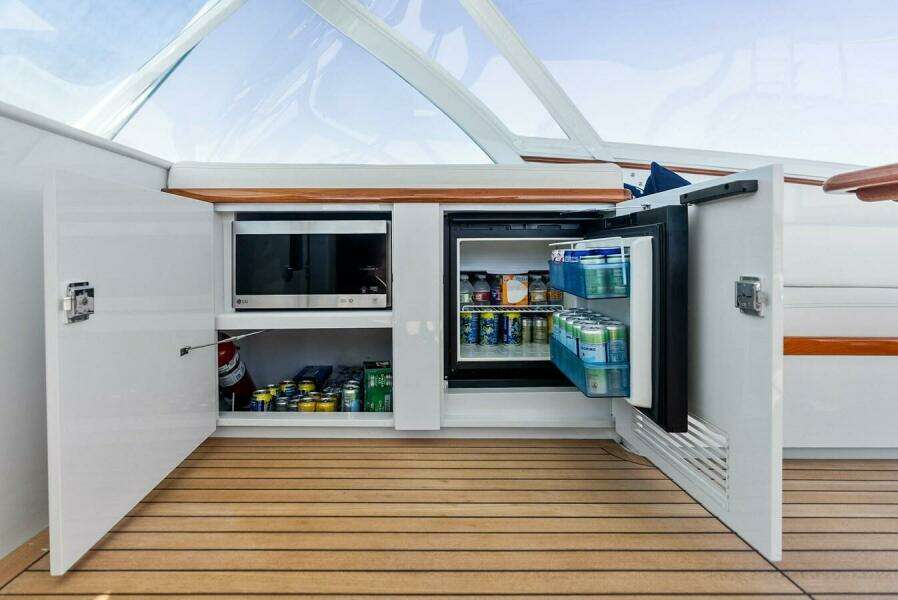 2000 Rybovich Express Sportfisherman