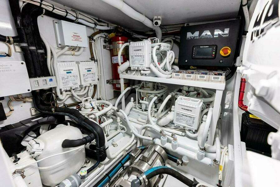 2000 Rybovich Express Sportfisherman