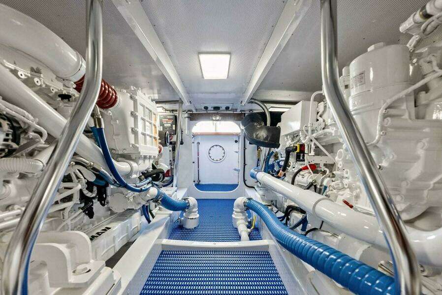 2000 Rybovich Express Sportfisherman