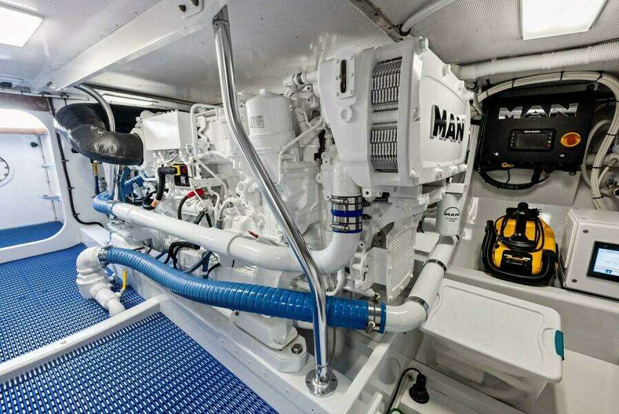 2000 Rybovich Express Sportfisherman