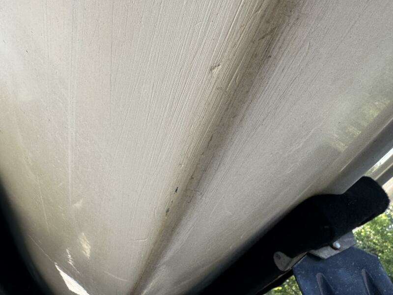 1999 Sea Ray 215 Express Cruiser