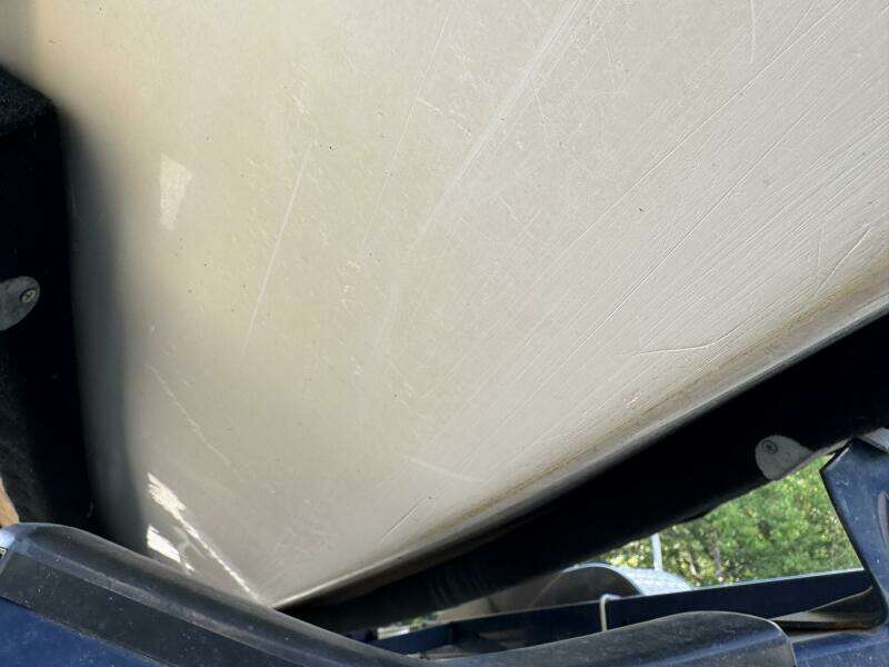 1999 Sea Ray 215 Express Cruiser