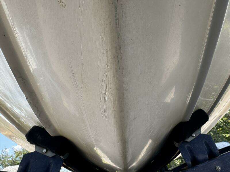 1999 Sea Ray 215 Express Cruiser