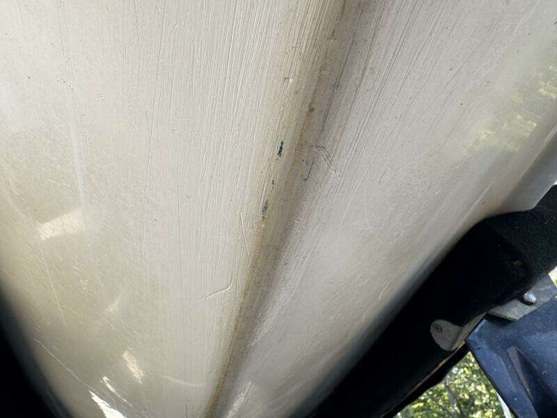 1999 Sea Ray 215 Express Cruiser