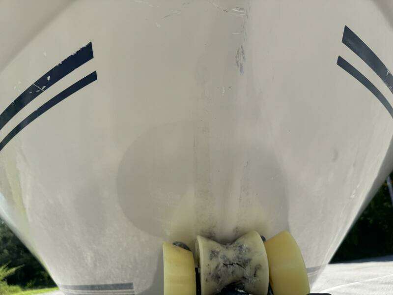 1999 Sea Ray 215 Express Cruiser