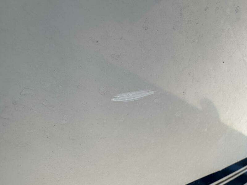 1999 Sea Ray 215 Express Cruiser