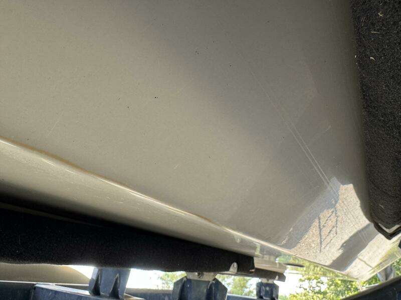 1999 Sea Ray 215 Express Cruiser