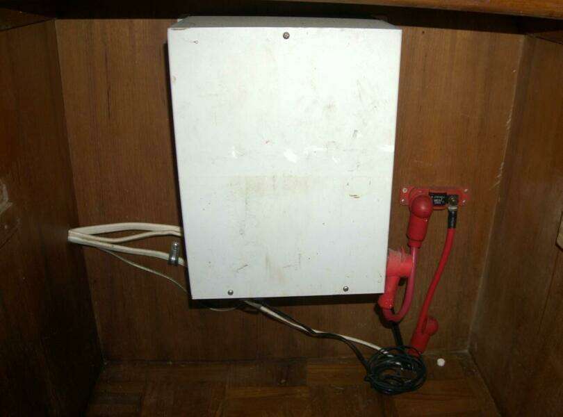 1991 Marine Trader 34 Double Cabin