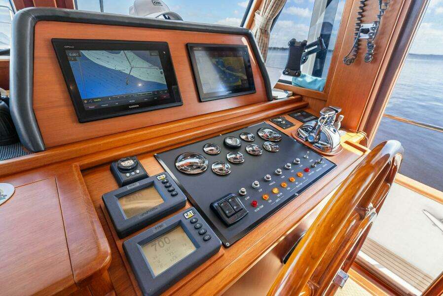 2006 Grand Banks Europa 46