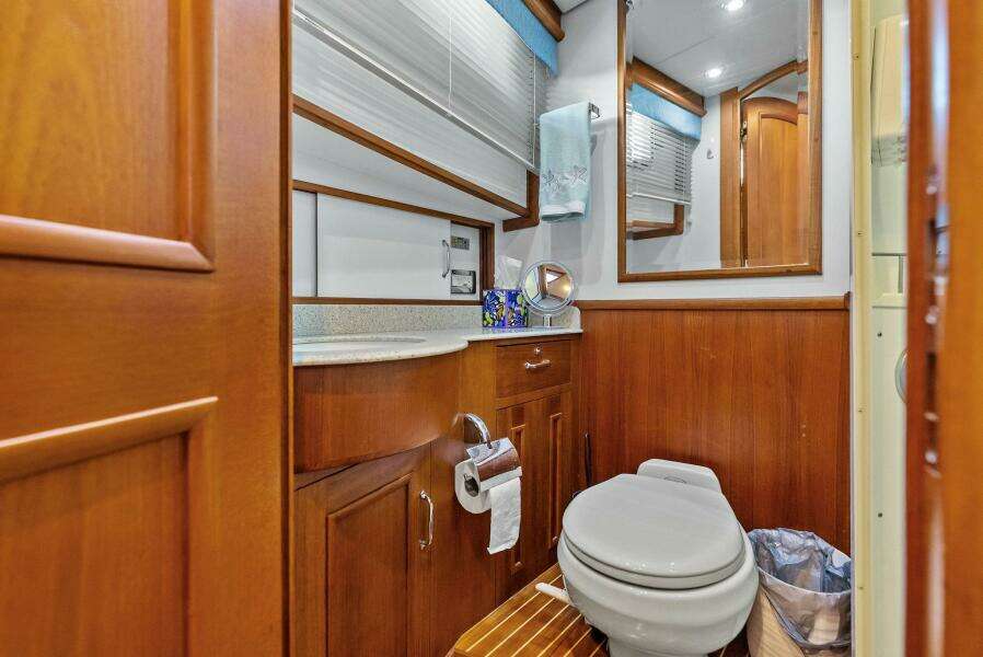 2006 Grand Banks Europa 46