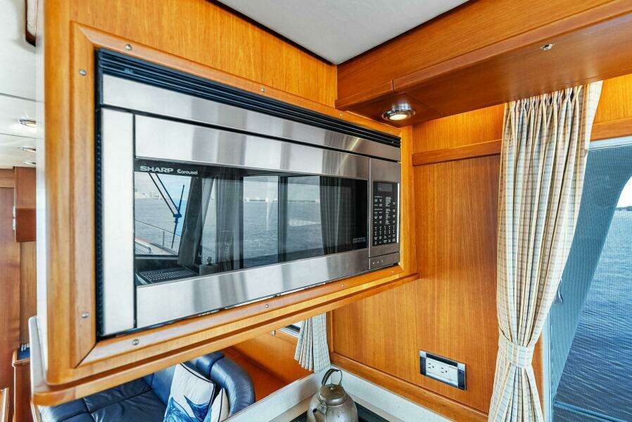 2006 Grand Banks Europa 46