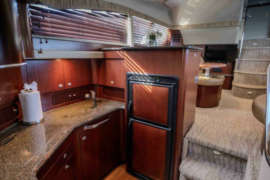 2006 Sea Ray 40 Motor Yacht