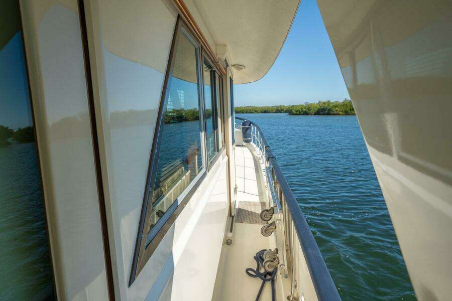 1985 Hatteras 53 Motor Yacht