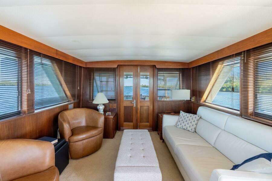 1985 Hatteras 53 Motor Yacht