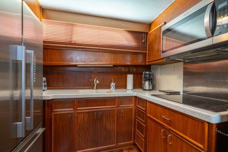 1985 Hatteras 53 Motor Yacht