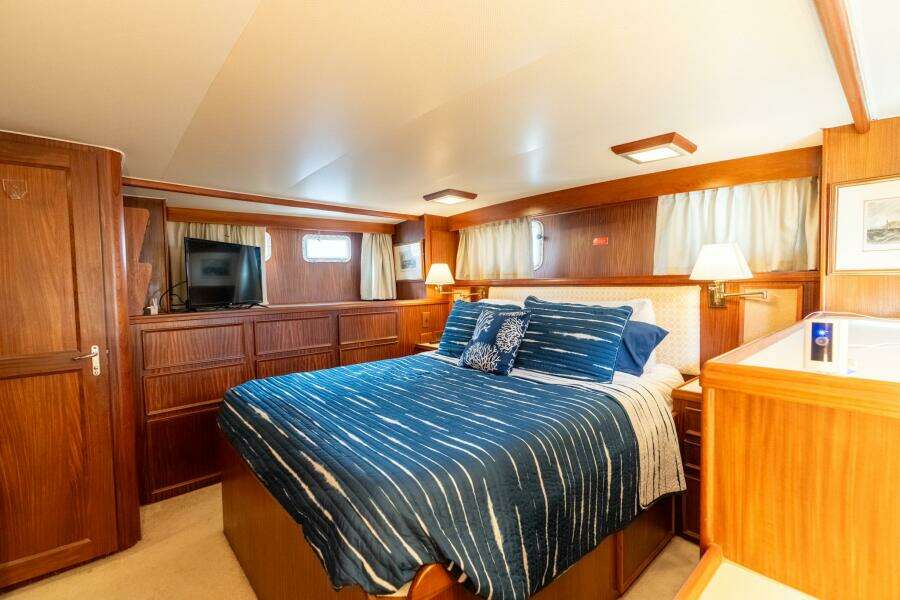 1985 Hatteras 53 Motor Yacht