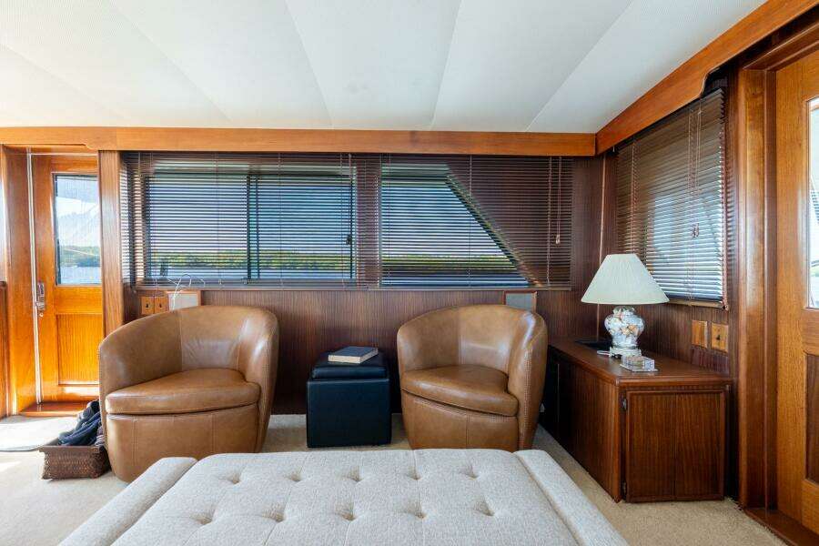 1985 Hatteras 53 Motor Yacht